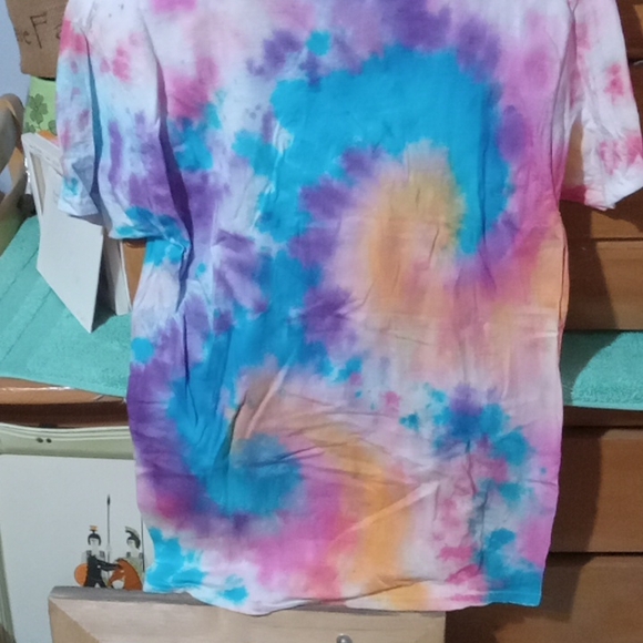Tie Dyed Hanes V-Neck Tee - Picture 4 of 4
